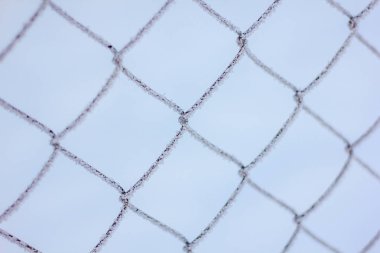 Kar kaplı örgü örgü, çit