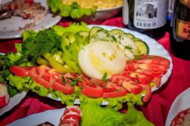 Sebze şenlikli masaya dilimlenmiş