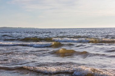 Finlandiya Körfezi yaz akşamı