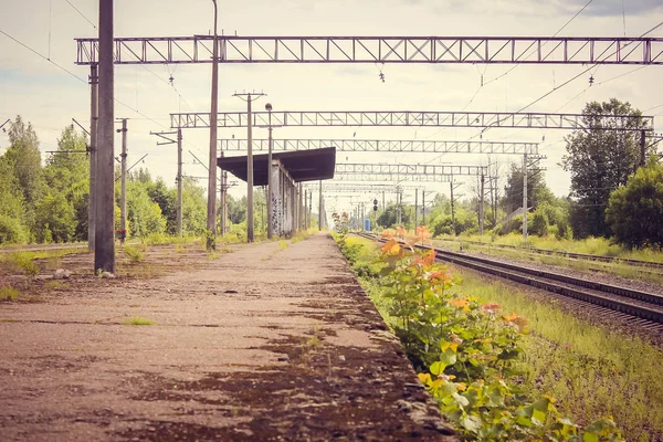 Ferrovia Estate Una Piccola Stazione — Foto Stock