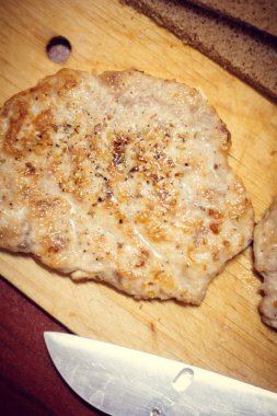 Kızarmış domuz eti pirzola