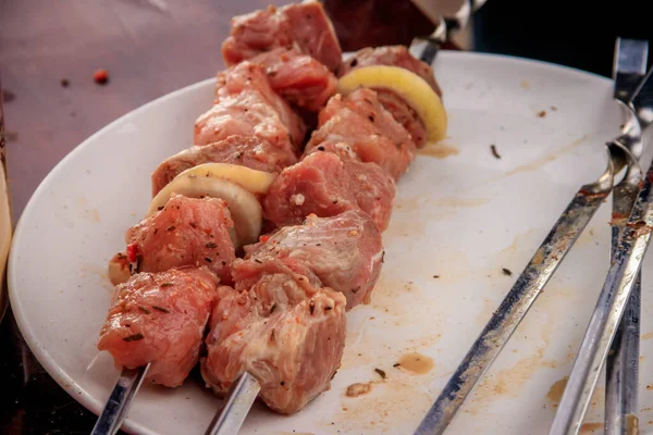 Fleischspieße Mit Zwiebeln Spieß Kochkonzept — Stockfoto