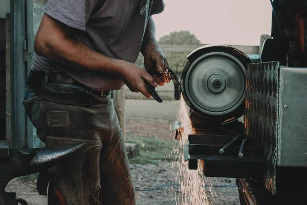 Blacksmith at hard work — Stock Photo, Image