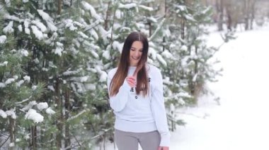 snowy orman kız