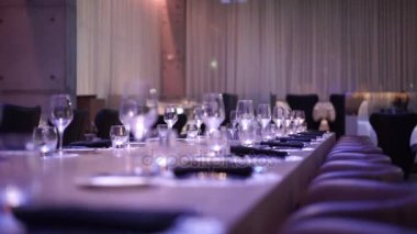 akşam yemeği hizmet veren şarap Restoran iç bardak