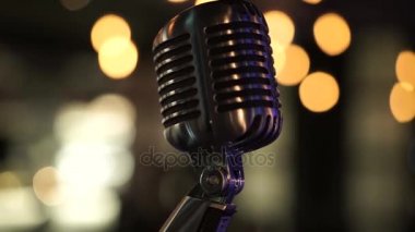 Arka plan bulanık mikrofon, yakın çekim