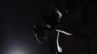 Boksör el koruma Knuckle kavramı sarar