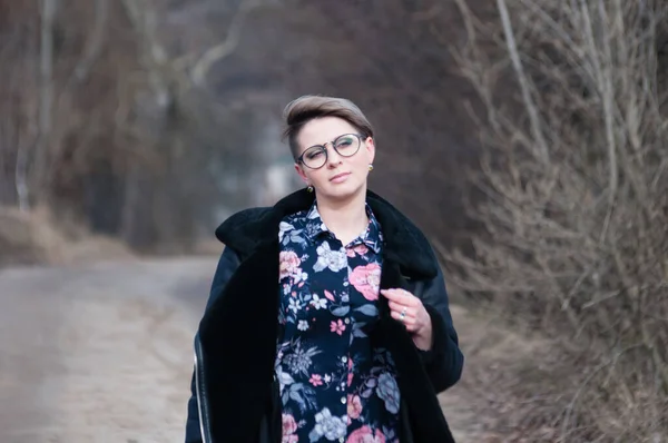 Happy Pensive Young Woman Walks Path Park Cloudy Spring Day — Stock Photo, Image