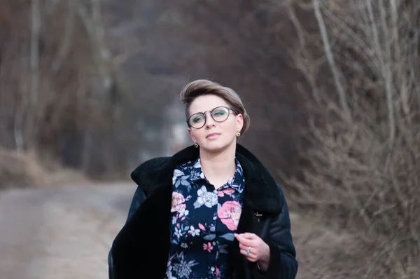 Happy Pensive Young Woman Walks Path Park Cloudy Spring Day — Stock Photo, Image