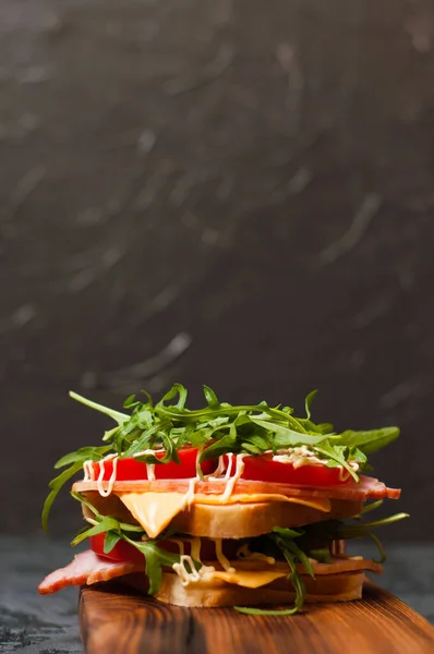 Very Appetizing Tasty Large Sandwich Ham Balyk Arugula Cheese Tomatoes — Stock Photo, Image
