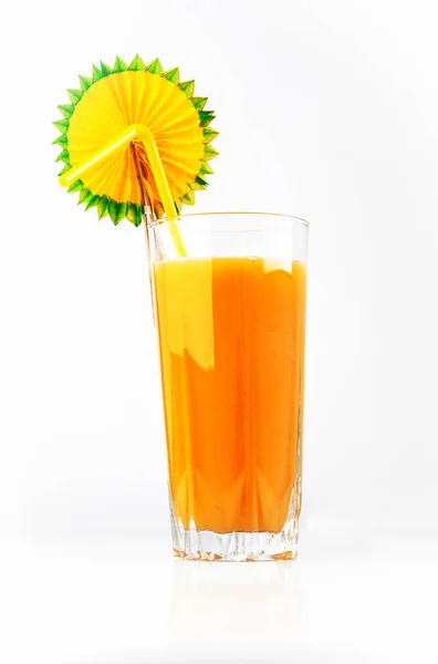 Szklankę soku pomarańczowego — Zdjęcie stockowe