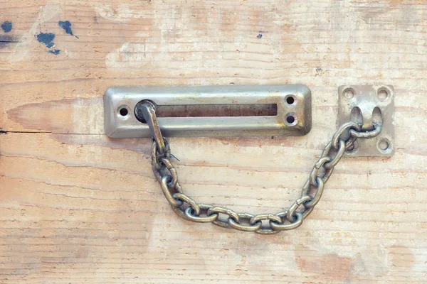 Vintage Door Locker Chain Wooden Background — Stock Photo, Image
