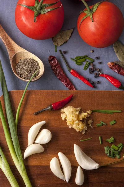 Varios ingredientes para cocinar . — Foto de Stock