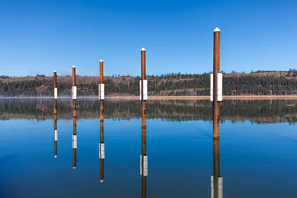Rustig lake landschap afbeelding. — Stockfoto