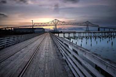 Astoria, Oregon yol yürümek tahta.