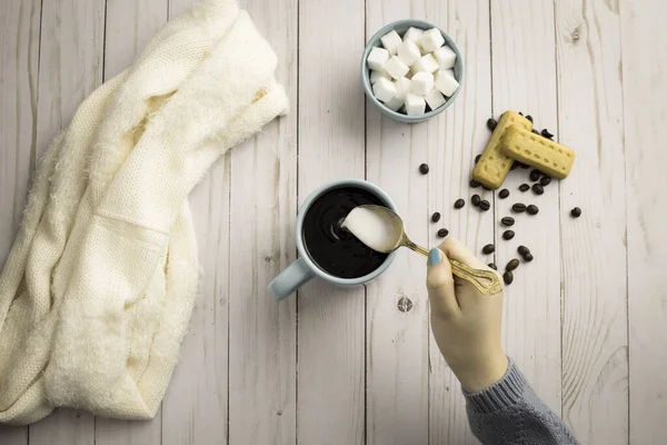 Milch Kaffee Löffeln Ein Überblick Wie Man Etwas Milch Eine — Stockfoto