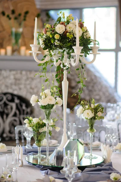 Decoración de mesa de boda para fiesta . — Foto de Stock