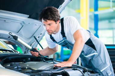 Mekanik atölye çalışma otomatik