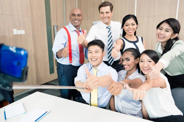 Business team scattare foto — Foto Stock