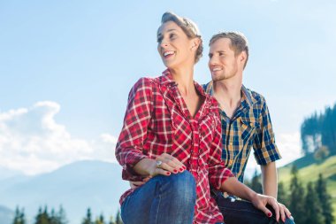 erkek ve kadın hiking 