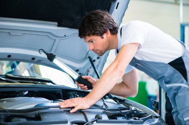 Mekanik atölye çalışma otomatik