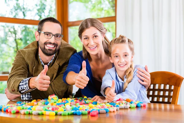 Family spending quality time playing together — Stock Photo, Image