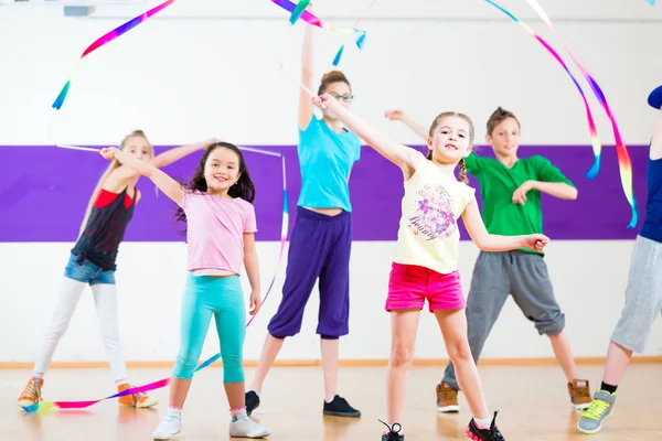 Bambini in classe di danza — Foto Stock