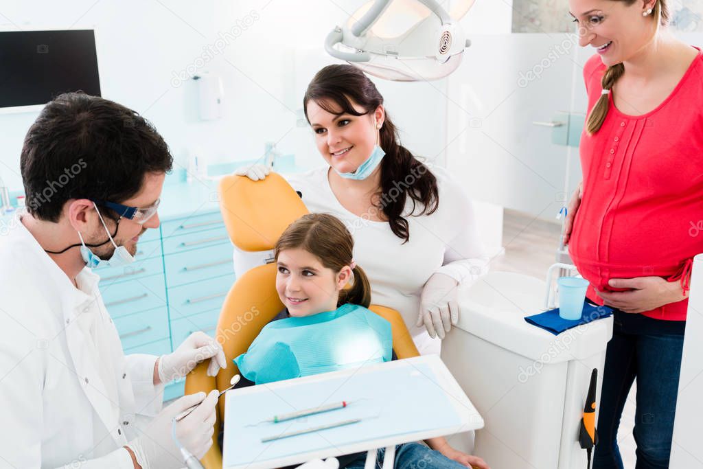 Dentists and child and mother