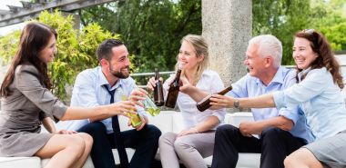 Bira içme arkadaşları 