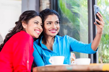 Müşteriler Hint Cafe selfie alarak