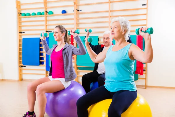 Group of people at physiotherapy — Stock Photo, Image