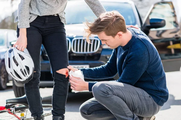 Young Male Driver Using Sterile Adhesive Bandage His First Aid — Stock Photo, Image