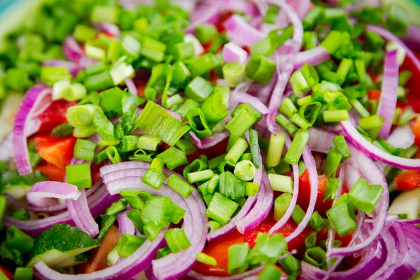 Primer plano de las verduras picadas en un tazón — Foto de Stock