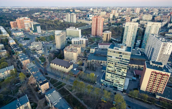 Vue aérienne du centre-ville de Pavlovo Polonais à Kharkiv, Ukraine — Photo