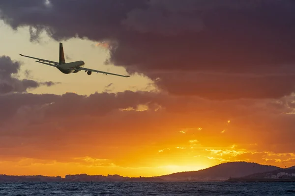 Passenger plane — Stock Photo, Image