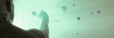 Farklı renklerde ve çip adamda bir atomun 3 boyutlu çizimi