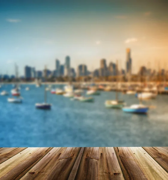 Blurred unfocused picture of boats in city — Stock Photo, Image