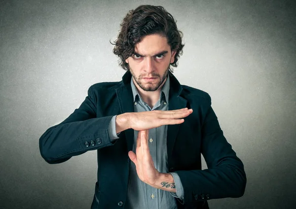 Hombre haciendo una señal de stop — Foto de Stock