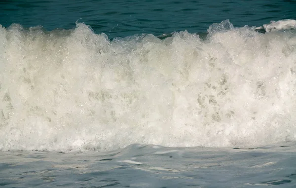 Крупним планом морської хвилі — стокове фото