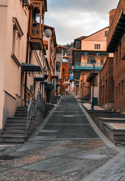 Tbilisi ruas antigas. Geórgia — Fotografia de Stock