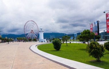 Batumi, Gürcistan - 1 Eylül 2017: Batum, mucize Park. Batum Karadeniz üzerinde çok popüler bir yer