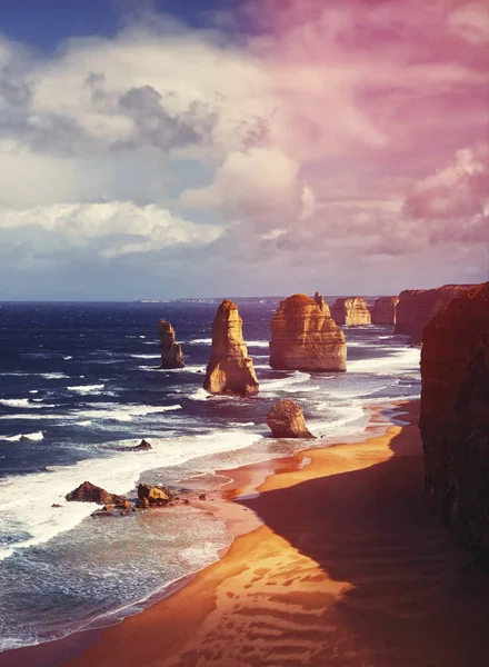 12 Havariler. Avustralya