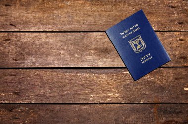 İsrail pasaportu masada