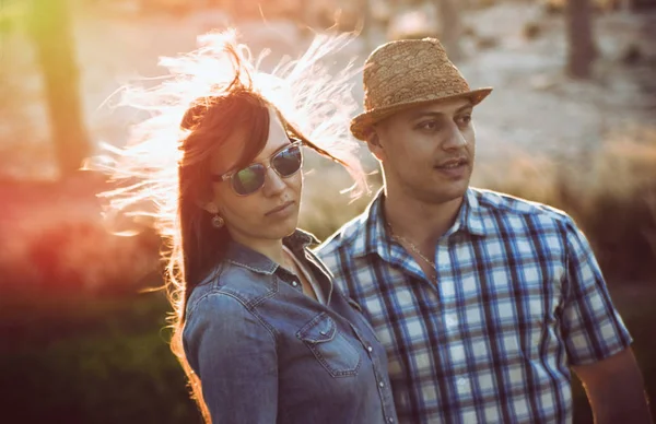 Happy couple in the sunlight — Stock Photo, Image