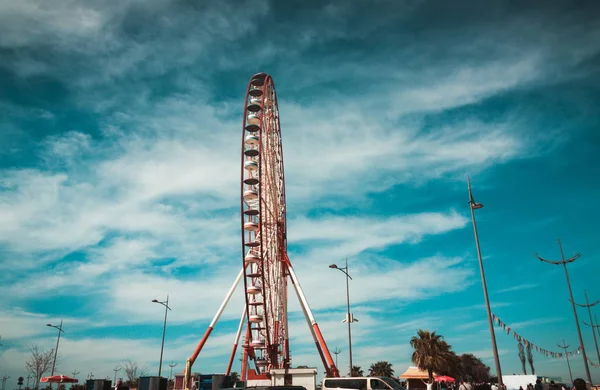 Ferris wheel in park. Batumi.Georgia — Stock Photo, Image