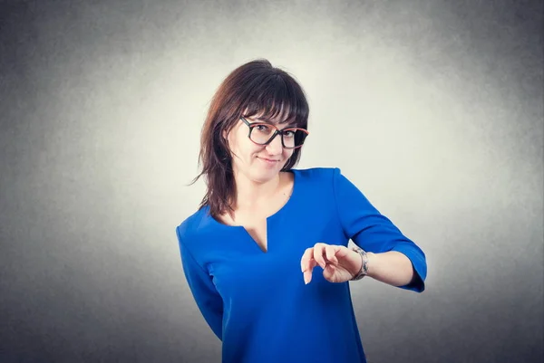 Lässige hübsche Brünette Mädchen Nahaufnahme — Stockfoto