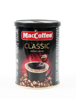 TBILISI, GEORGIA - 18 Nisan 2020: MacCoffee hazır kahve beyaz üzerine
