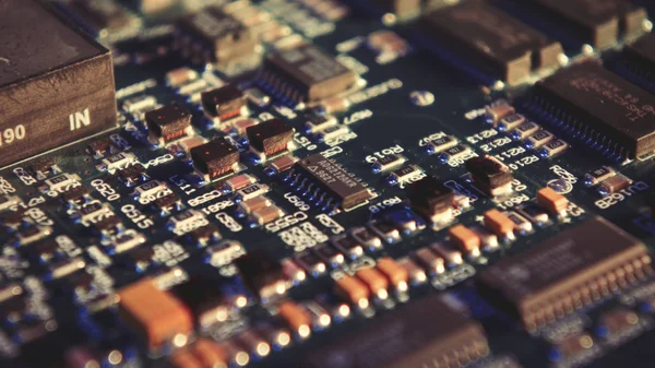 Microchips on a circuit board. — Stock Photo, Image