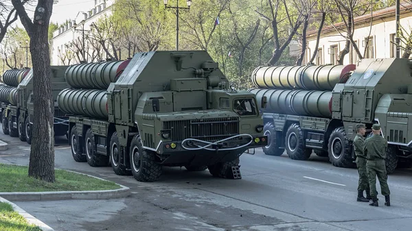 RUSSIA, KHABAROVSK, 09.05.2014: Russian S-400 Triumf — Stock Photo, Image