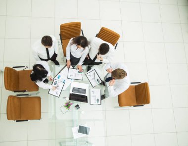 profesyonel iş takım modern bir ofis bir iş konumu şirketin yeni bir mali stratejisi geliştirme